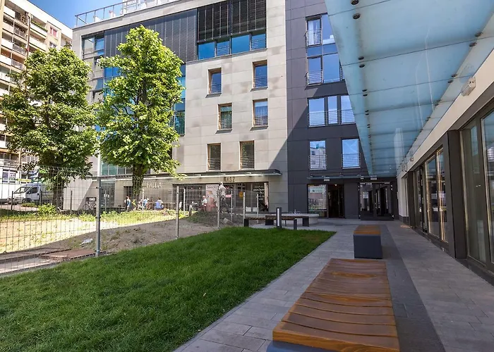 Lejlighed Blue In Vibrant Heart Of